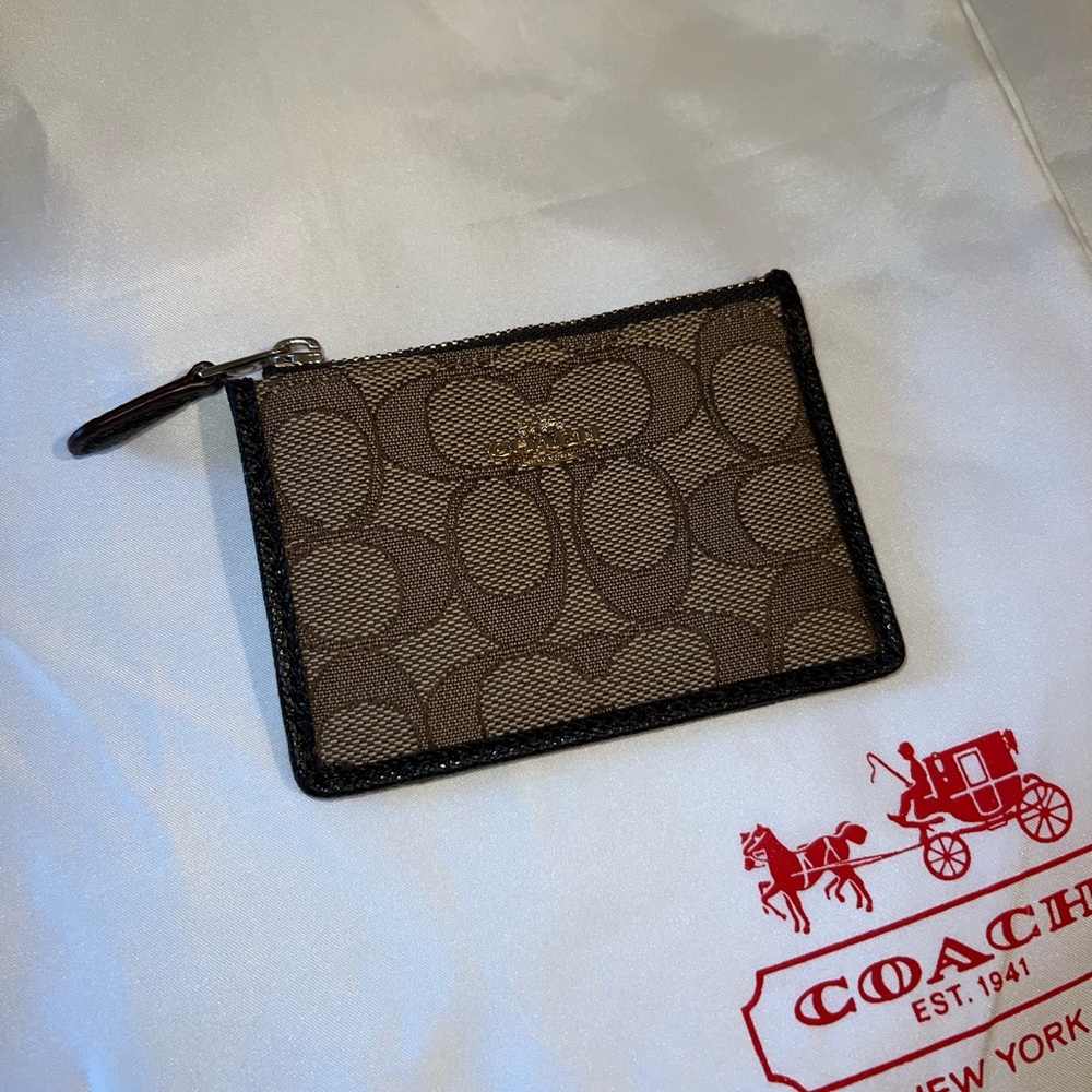 Coach Card Holder